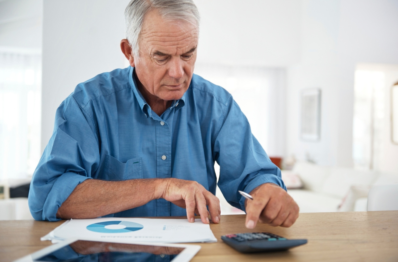 Tenho 65 anos e nunca contribuí para a Previdência. O que devo fazer?